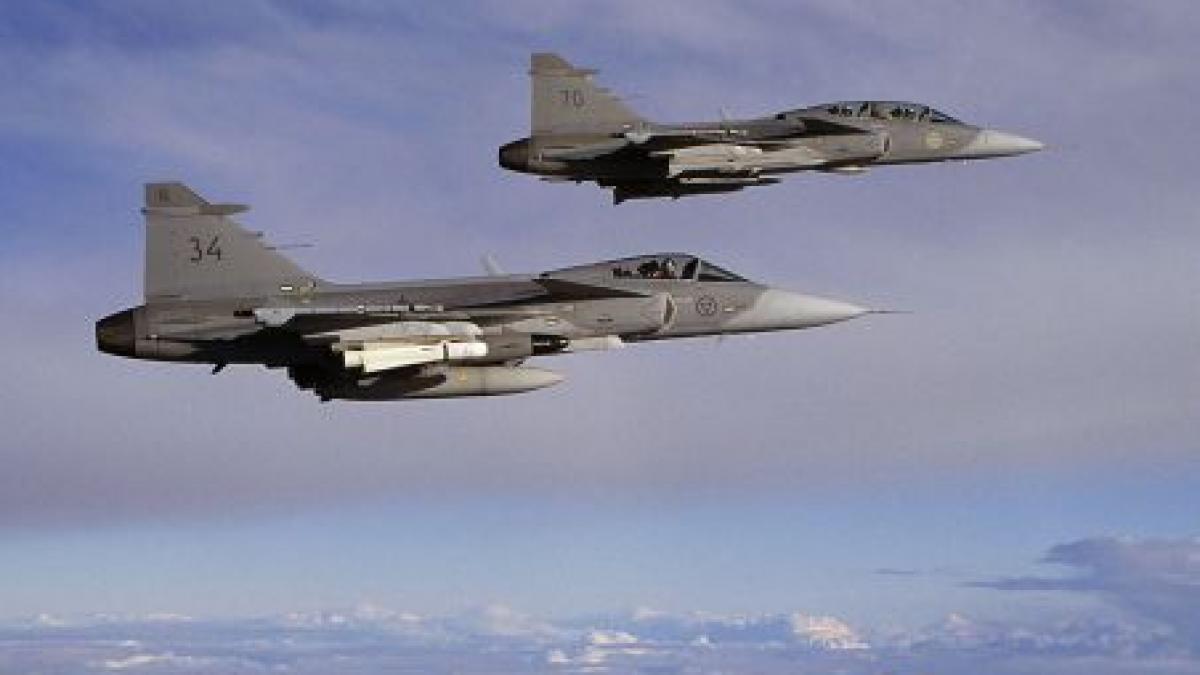 romania va cumpara trei avioane noi pentru armata