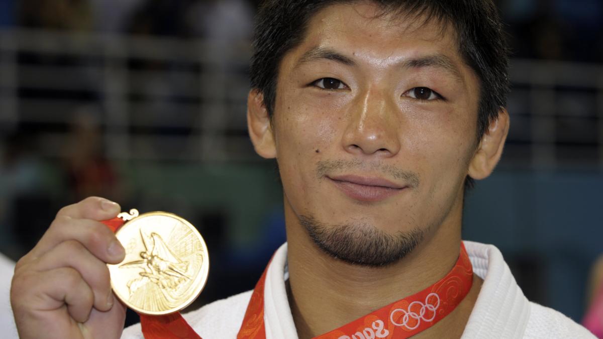 dublu campion olimpic la judo acuzat ca a violat o adolescenta intr un hotel din tokyo