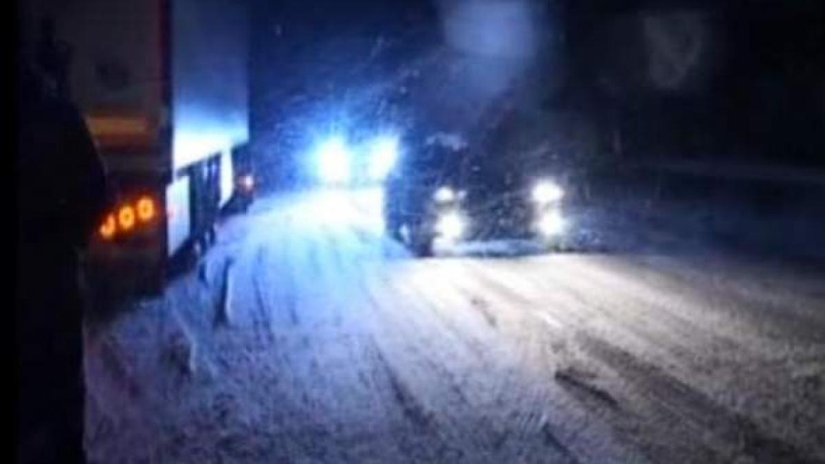 aceeasi reteta in fiecare iarna trafic blocat in nordul tarii din cauza ninsorii cauciucurile de