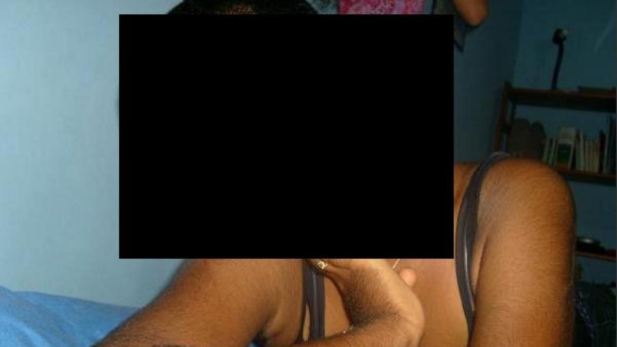 cu o privire si un zambet te a cucerit garantat click sa vezi ca nu i poti rezista