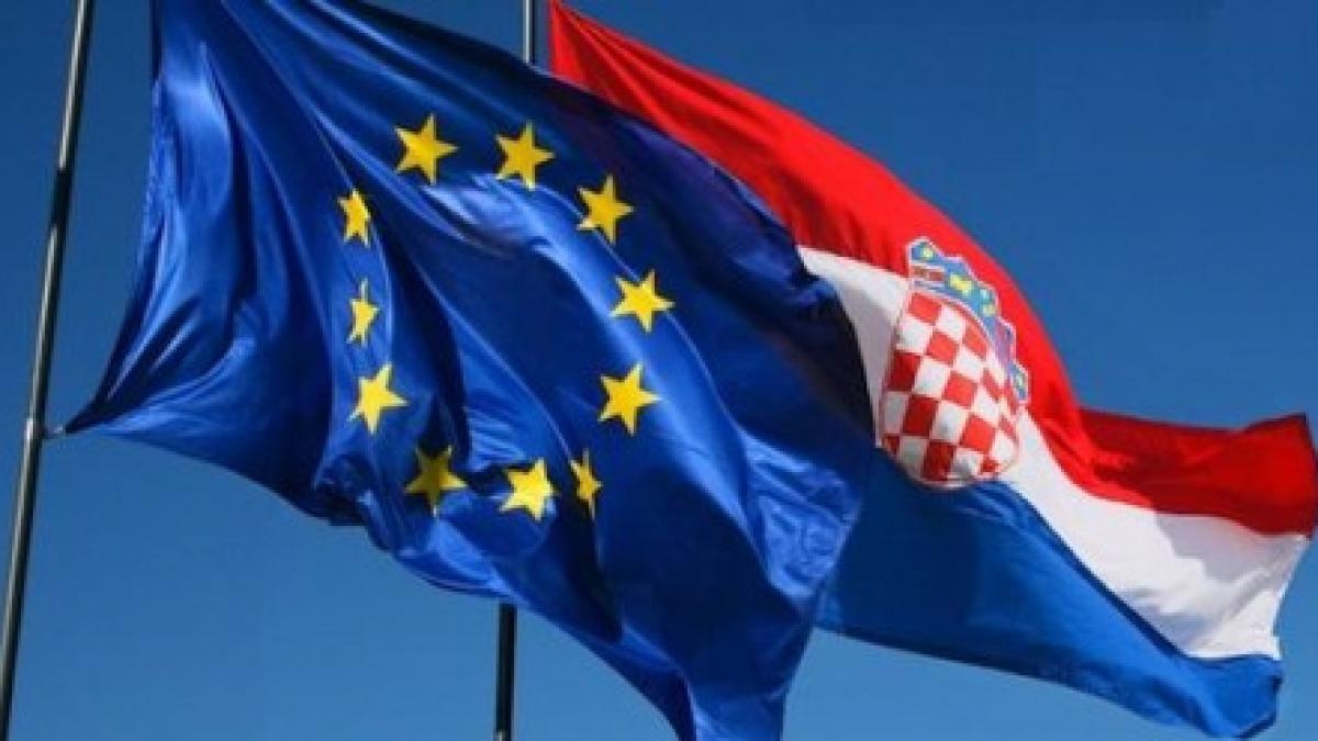 s a semnat tratatul croatia devine stat membru ue in 2013