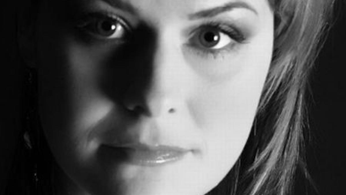 cantareata malina olinescu s a sinucis nu a putut trece peste despartirea de iubitul ei