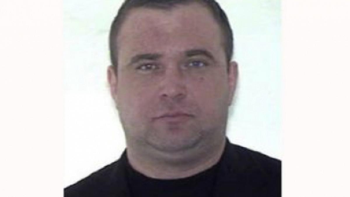 prostituatele indisciplinate torturate de cap de porc le taia degetele le scotea dintii le lega de