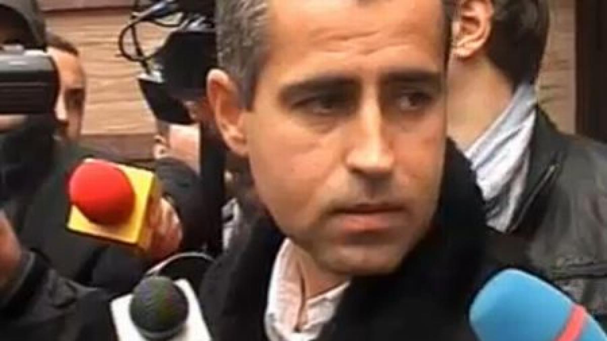 scandal la poarta lui remus truica fosta sotie a milionarului incearca sa si ia fetele