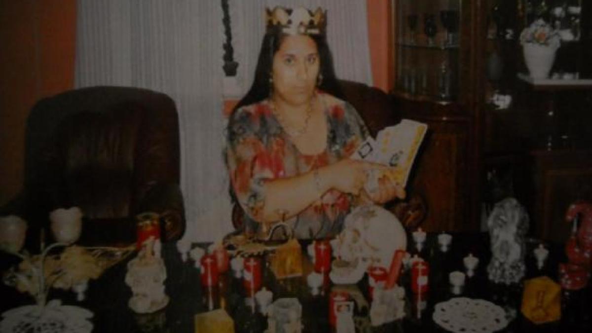 politistii le au dat in carti dar n au vazut nimic cele doua vrajitoare vor fi eliberate astazi