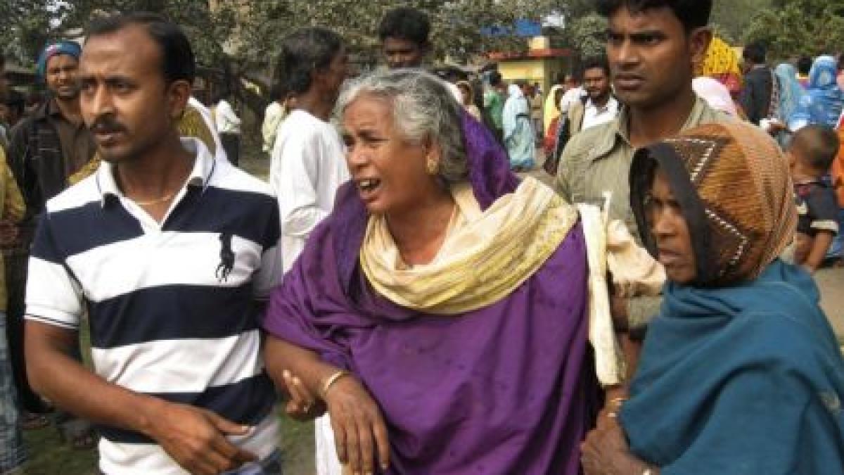 peste 125 de indieni au murit dupa ce au consumat bauturi contrafacute