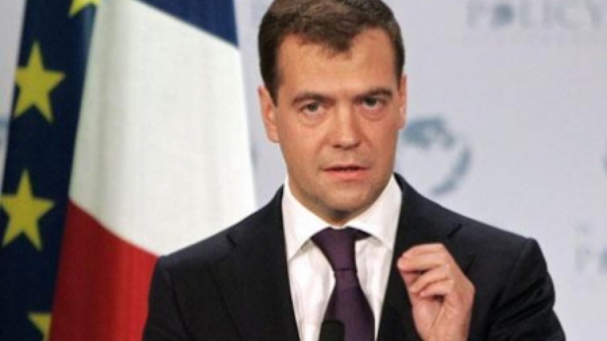 salvarea ue la mana rusiei medvedev suntem dispusi sa facem investitii pentru sustinerea zonei euro