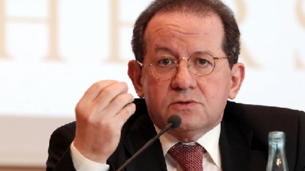 bce doua mari banci din zona euro sunt tot mai aproape de a intra simultan in default prabusirea