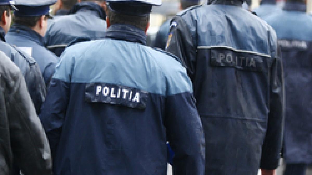 Înjurat în secţia de poliţie, chiar de oamenii legii pentru că venise să ceară ajutorul în locul greşit
