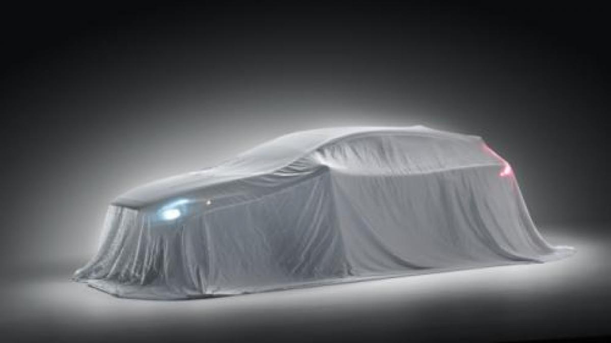 volvo v40 2012 prima imagine teaser a concurentului bmw seria1