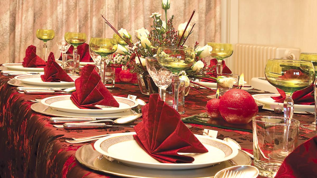 platesti o noapte petreci doua vezi ofertele last minute ale cluburilor si restaurantelor pentru