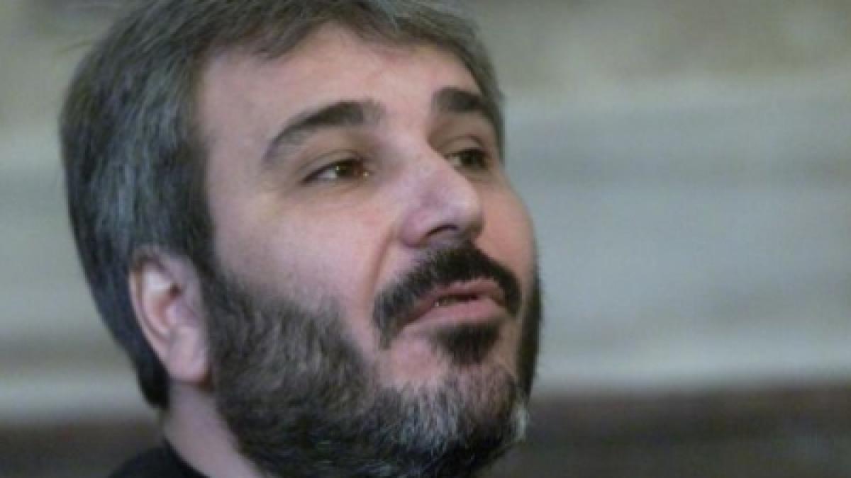 sile camataru a fost intampinat de fratele nutu cu o petrecere pe ritm de florin salam