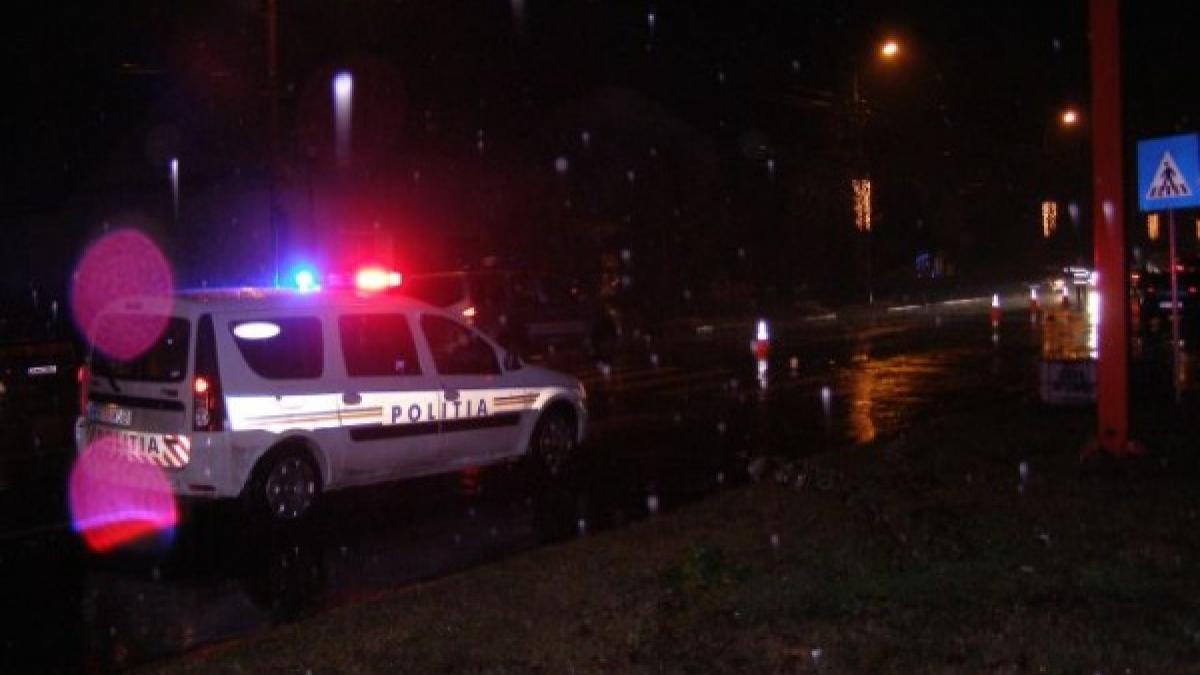 trafic blocat pe dn1a dupa ce doua masini s au izbit frontal unul din soferi a murit pe loc