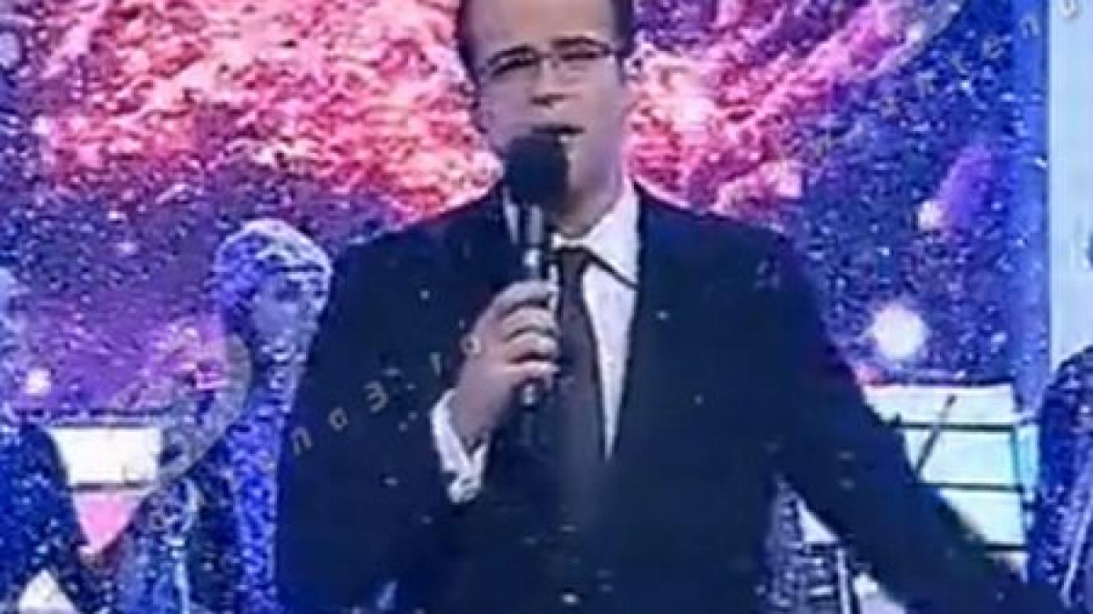 a nins cu muzica la sinteza zilei colinde internationale interpretate impecabil de mihai gadea