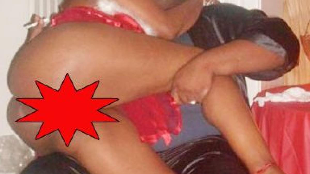 scandal urias in lumea crestina un pastor fotografiat cu trei femei goale in pat