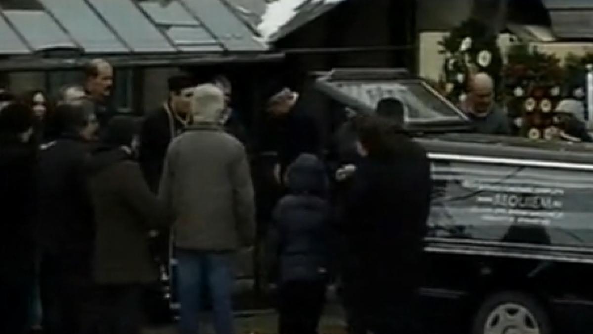 emil boc si a adus tatal la casa parinteasca ioan boc va fi inmormantat maine la rachitele