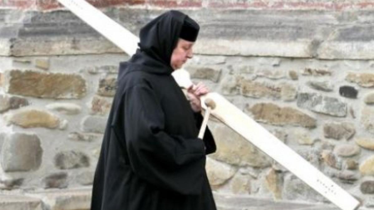 fosta stareta a manastirii tariceni si gemenele ei au fost externate