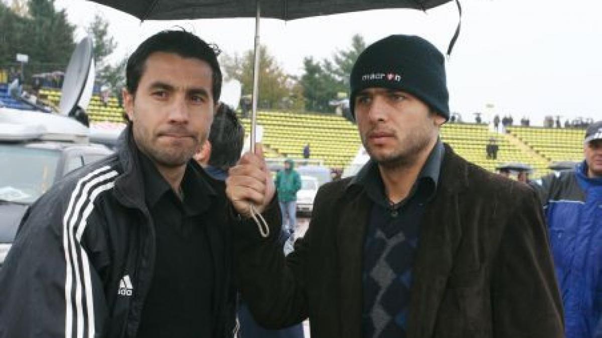 dica si neaga dati afara de la mioveni la cinci luni dupa ce au refacut vestiarele cu banii lor