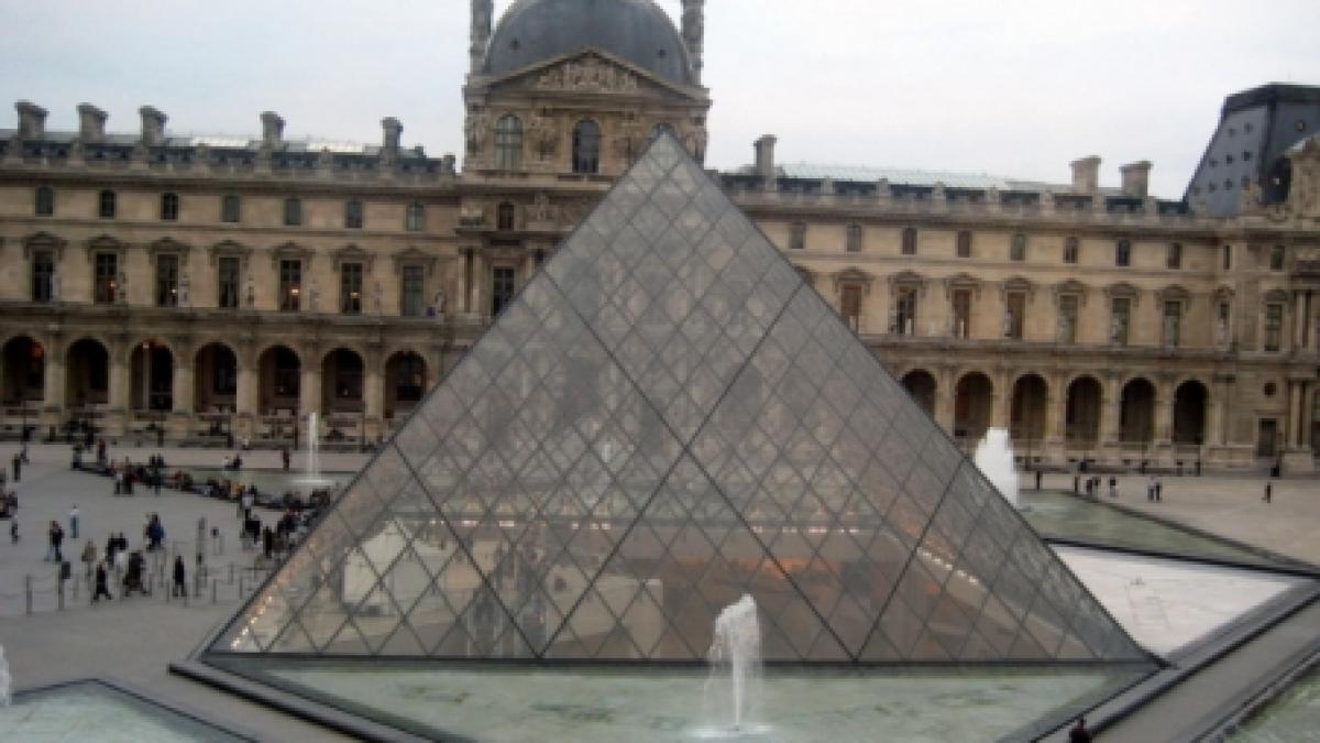 luvrul din paris se extinde care e legatura dintre muzeu si valul musulman
