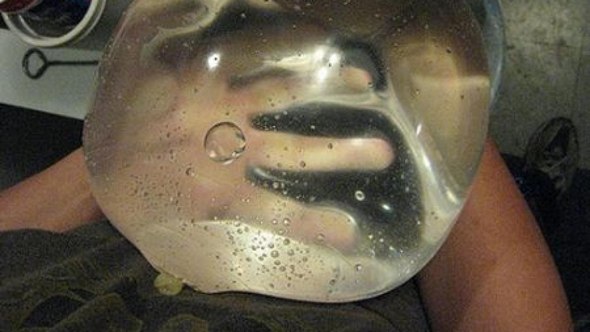 prezervativele spaima teroristilor cum utilizeaza sri accesoriile tipic barbatesti