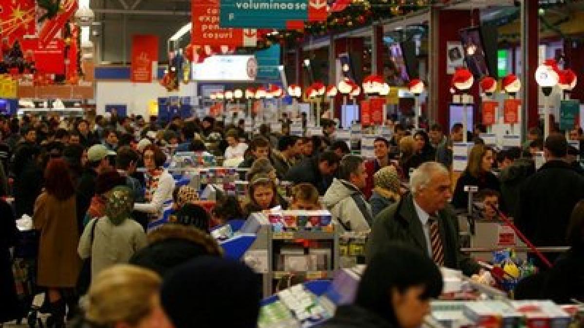 sarbatorile de iarna in cifre romanii au mancat 250 000 de tone de carne de porc si au baut 300 000