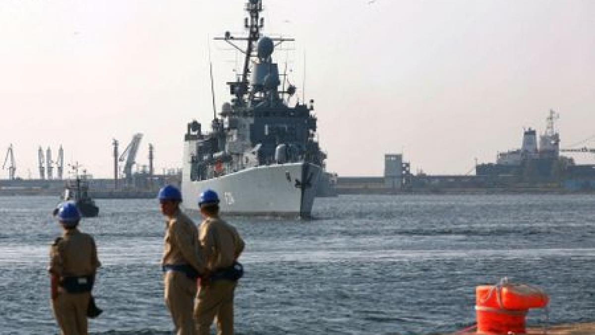 nava iraniana capturata de piratii somalezi eliberata de fortele navale americane