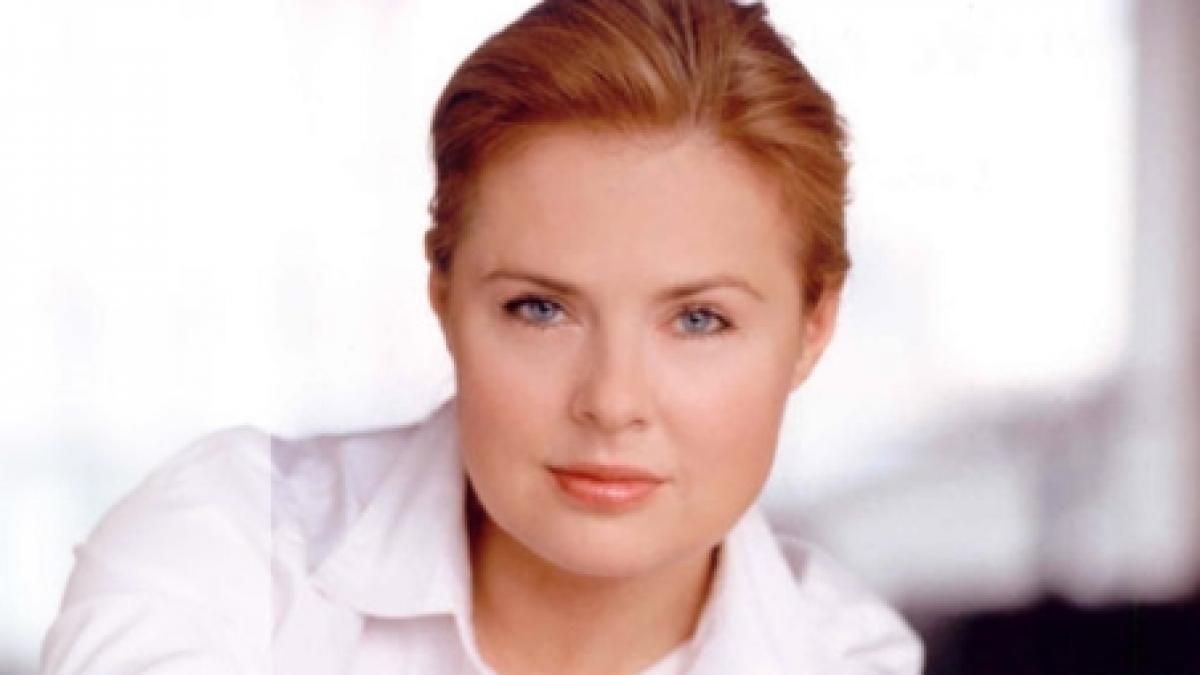 o romanca a fost aleasa sa cante noul imn national al austriei