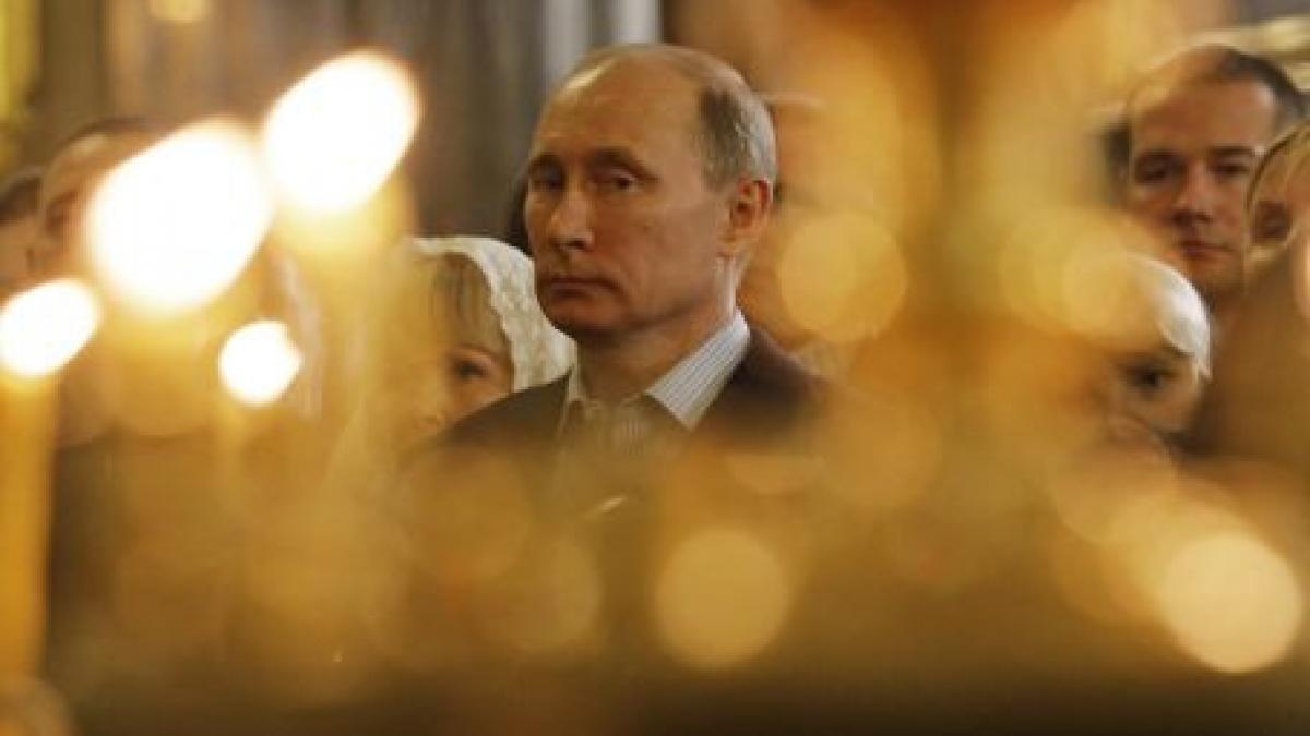 din viata personala a lui vladimir putin premierul rusiei a fost botezat in secret