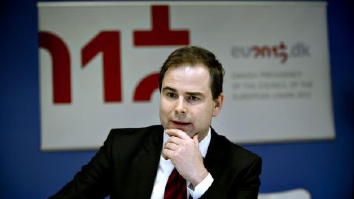 presedintia daneza a ue renunta la apa minerala pentru cea de la robinet ca masura de austeritate