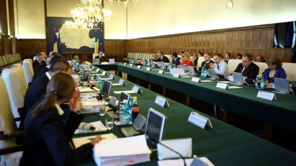 zvon de remaniere din partea pdl afla care sunt ministrii ce si ar putea lua zborul din guvernul boc