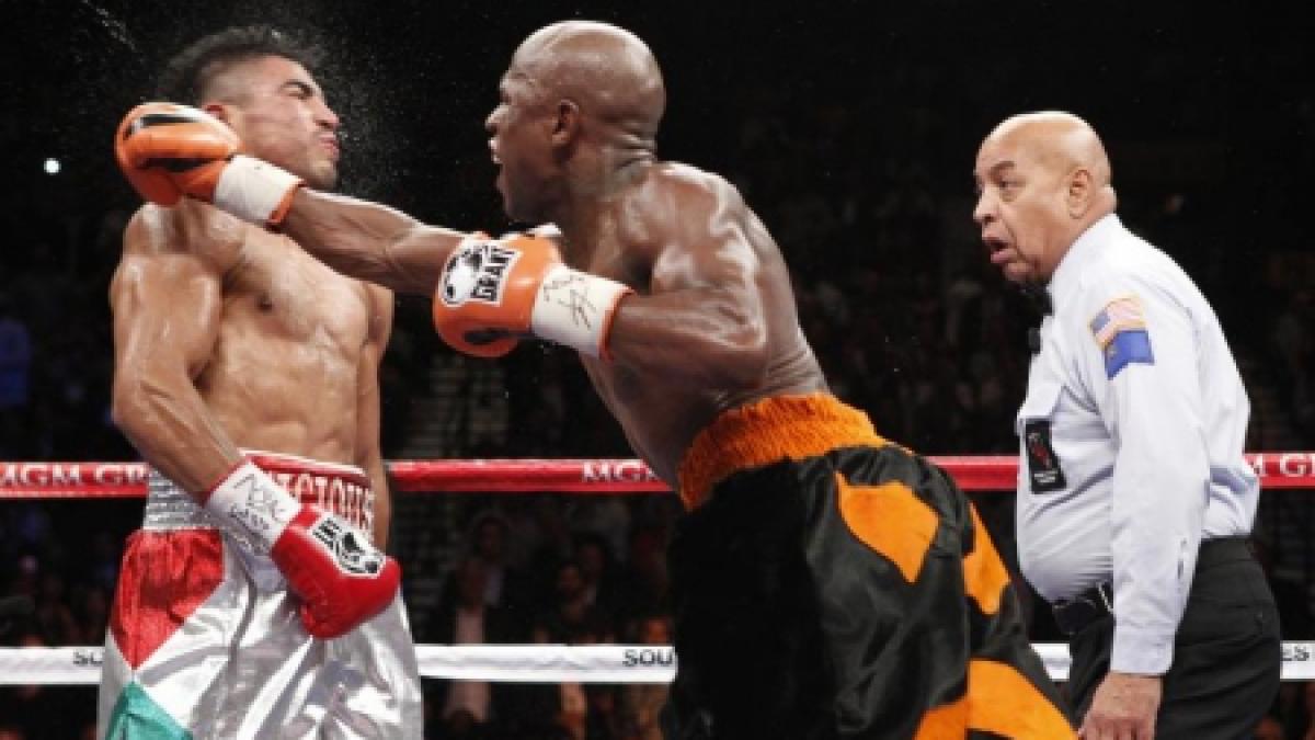 floyd mayweather l a provocat pe manny pacquiao prin intermediul twitter ului