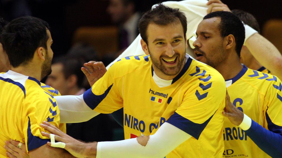 romania a invins belarusul cu 25 22 in preliminariile cm de handbal masculin