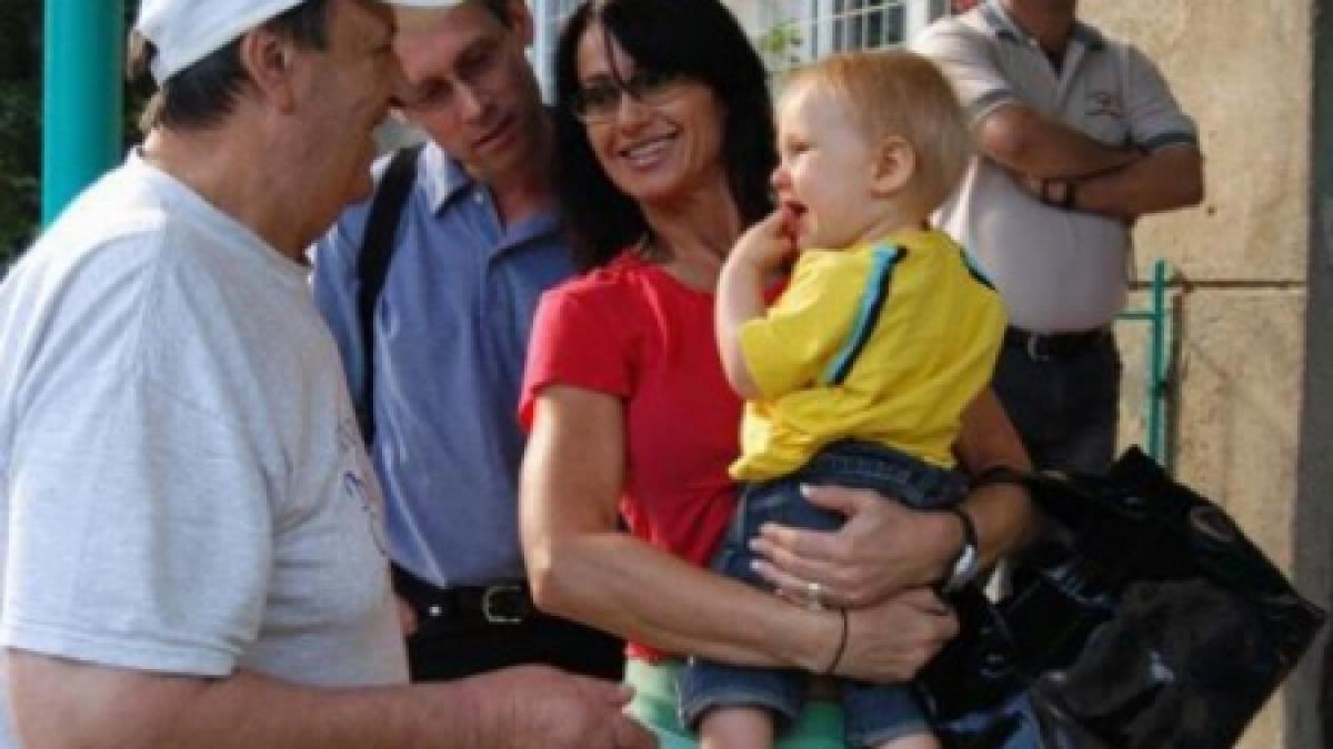 Nadia Comăneci, copleşită de durere după moartea tatălui ei