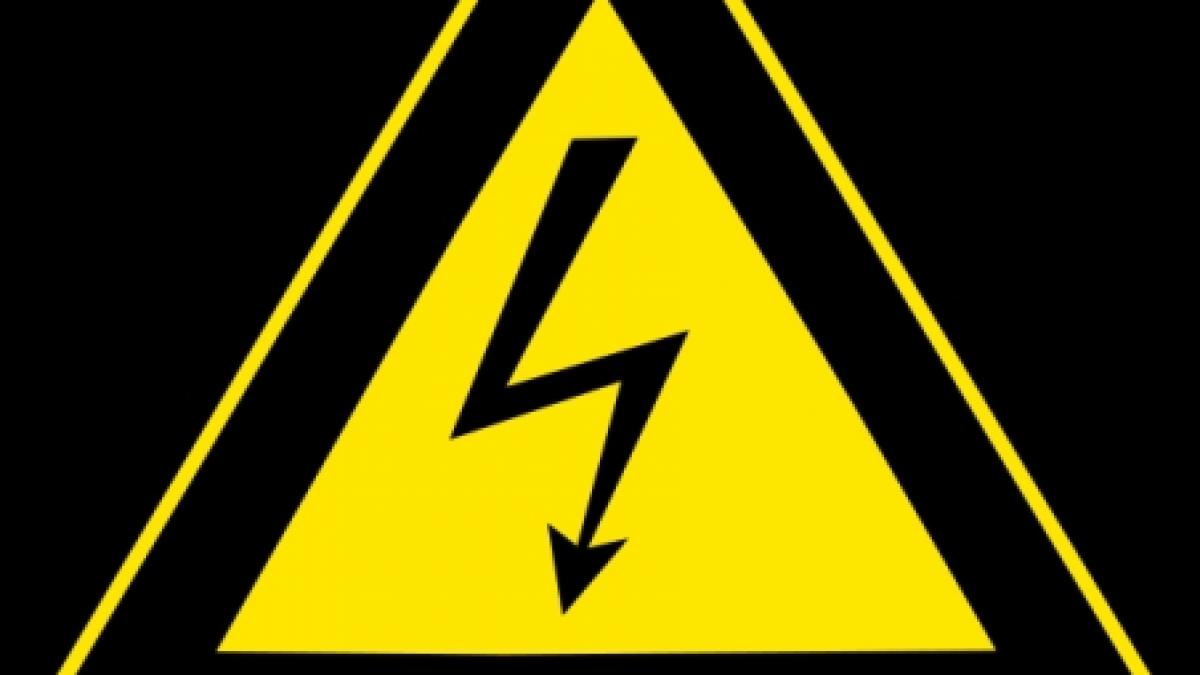 italia un roman a murit electrocutat in timp ce incerca sa fure cabluri metalice