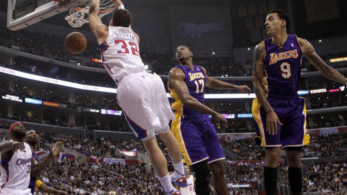 kobe bryant a marcat din nou peste 40 de puncte dar lakers a pierdut duelul cu clippers