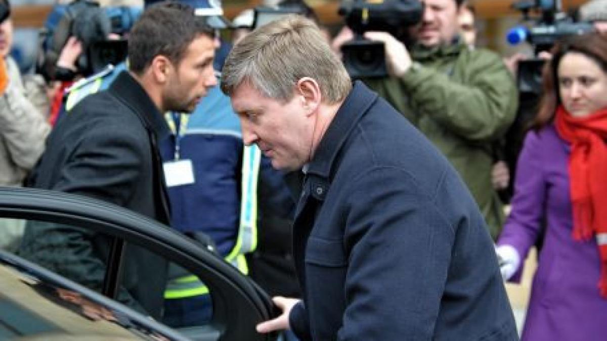 patronul sahtior donetk rinat ahmetov l a vizitat din nou pe mircea lucescu