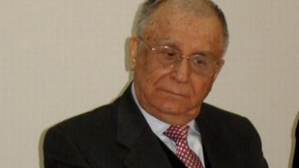 ion iliescu a fost operat interventia chirurgicala un succes fostul presedinte ar putea fi externat