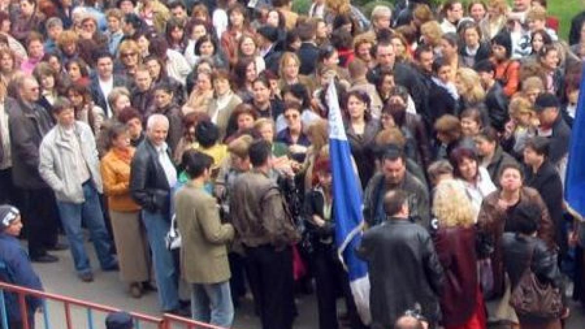 constantenii pot protesta cel putin pana la sfarsitul lunii mazare le a dat autorizatie