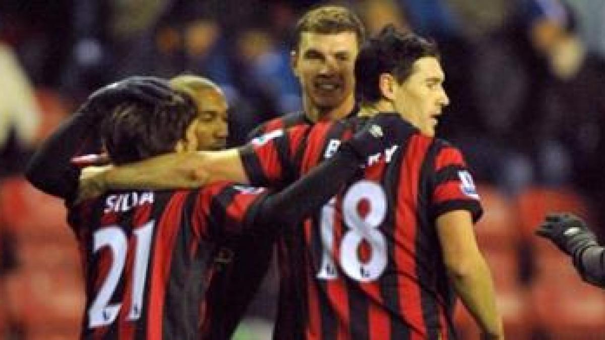 dzeko ii aduce lui manchester city un avans de trei puncte in fruntea clasamentului din premier