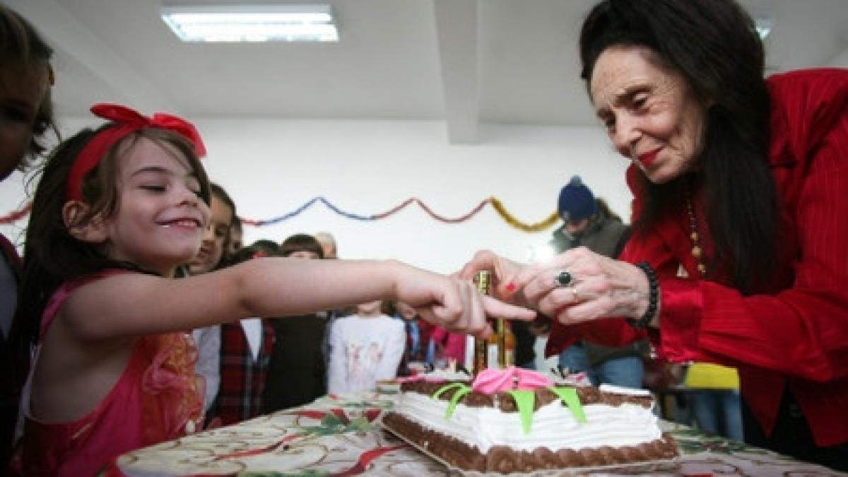 eliza fiica mamei record adriana iliescu a implinit sapte ani