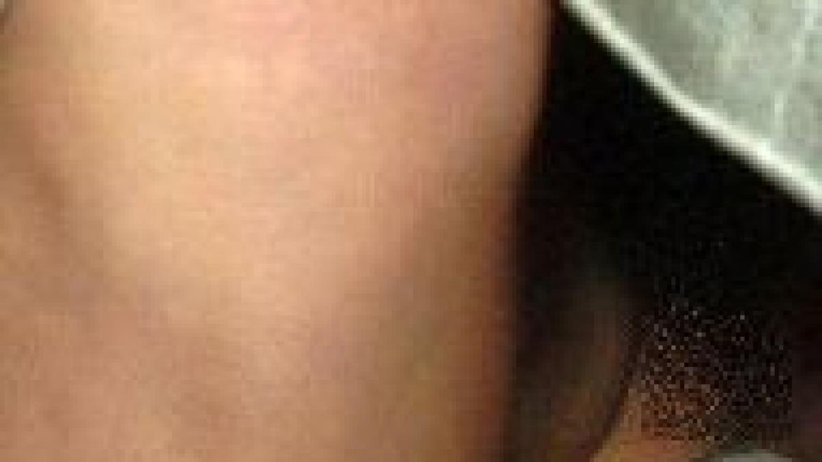 cand pasul e prea mare vezi ce vedeta nu poarta chiloti si s a vazut tot