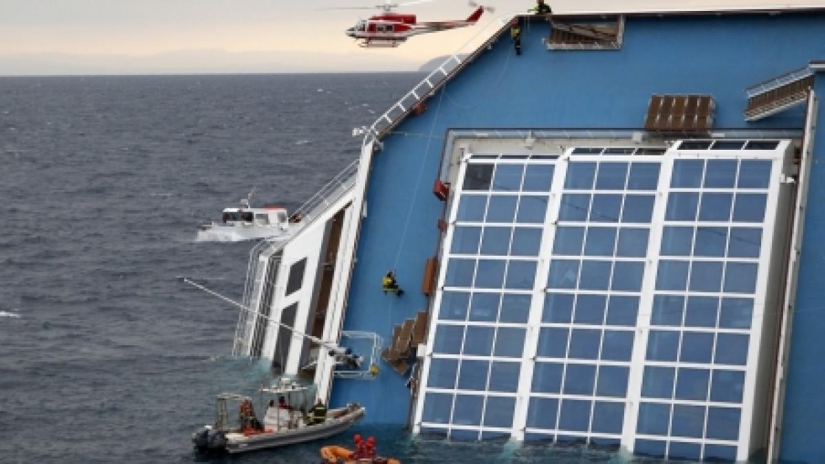 italia stare de catastrofa ecologica in zona epavei costa concordia