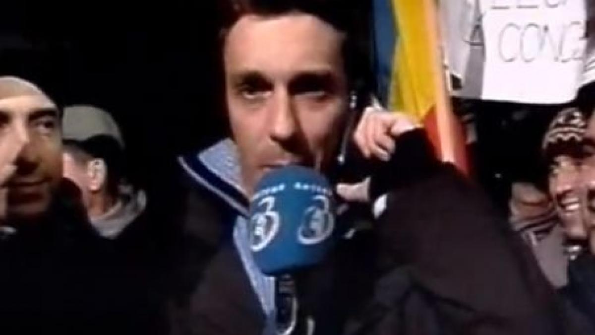 mircea badea reporter de teren in piata universitatii pentru vorbe grele