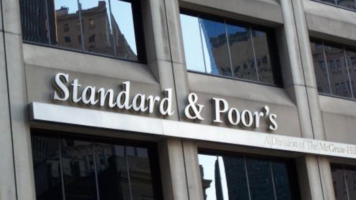 perchezitii la standard poor s din italia mai multi analisti sunt acuzati de manipularea pietei