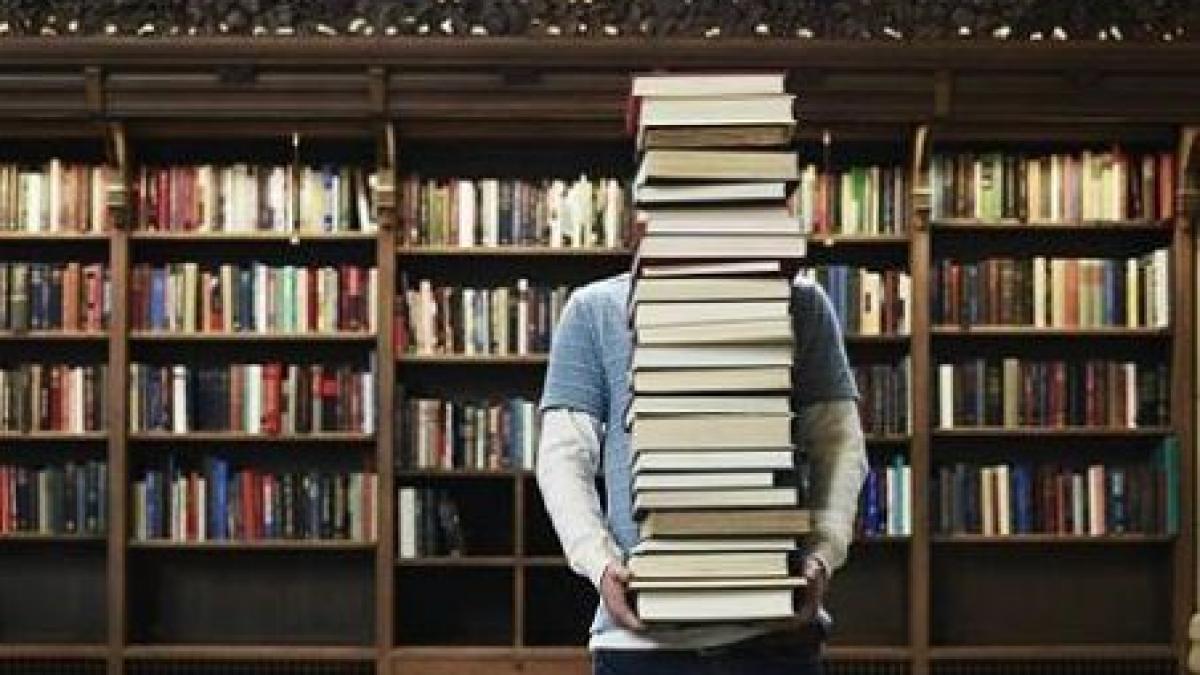 suceava copiii din comuna rasca au primit 5 000 de carti