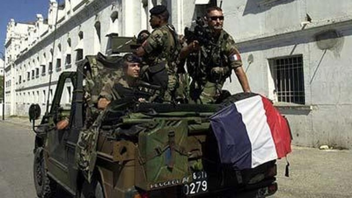 soldatul afgan care a ucis patru militari francezi si a motivat gestul dand vina pe americani