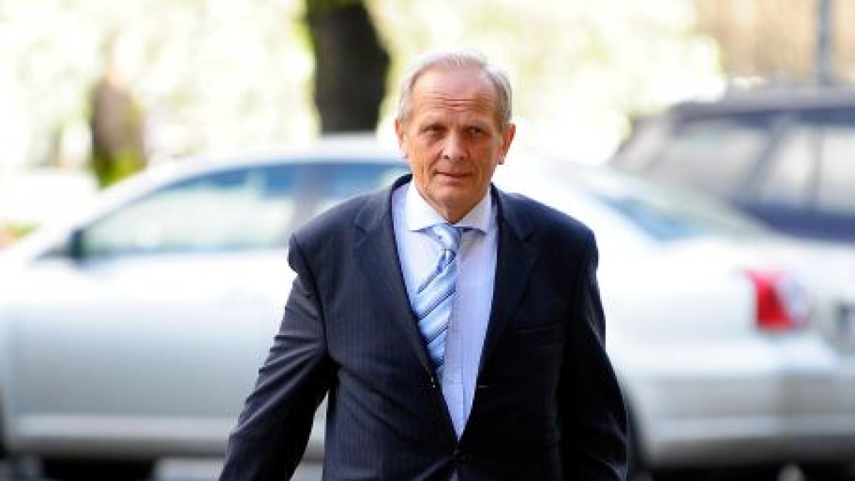 theodor stolojan protestele din strada duc la incetinirea reformelor