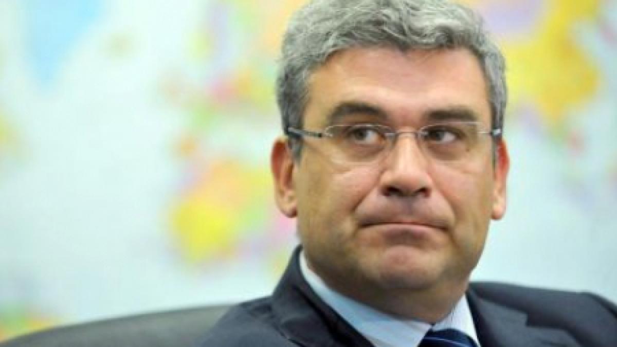 baconschi am fost demis prin sms revocarea mea a fost o decizie politica