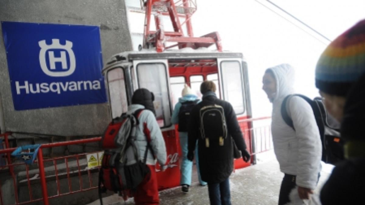 cei aproximativ 20 de turisti blocati la balea lac de duminica seara au fost coborati