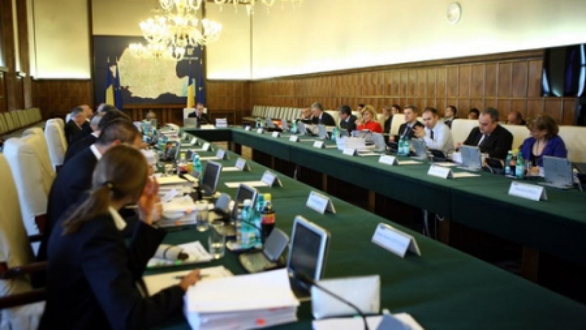 liderii pdl au cerut demisia premierului emil boc la sedinta de urgenta vezi reactia pdl